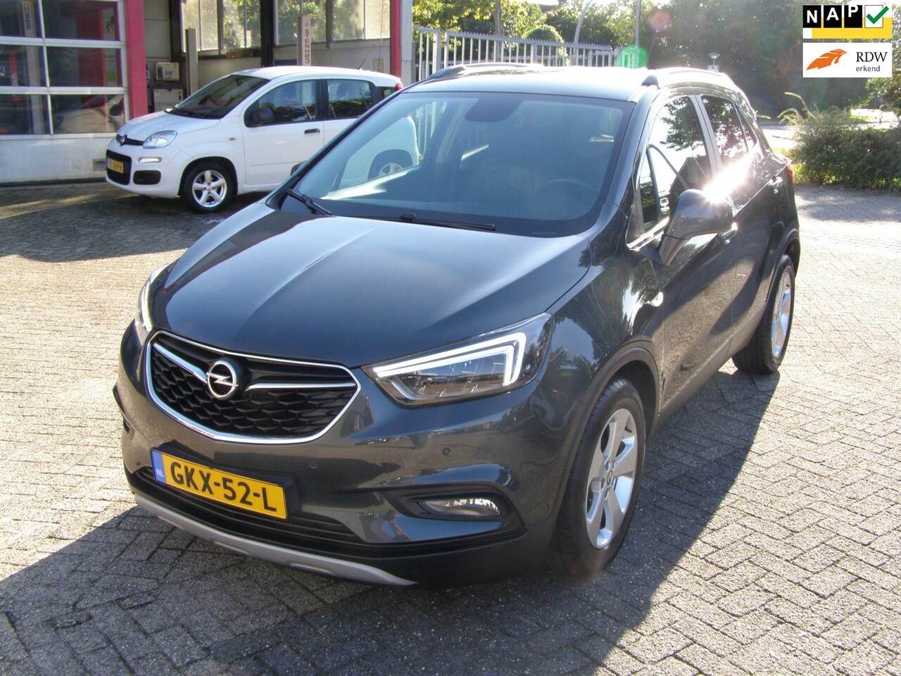 Opel Mokka X - 1.4 Turbo Innovation automaat met cruise en dual climate control en trekhaak - AutoWereld.nl