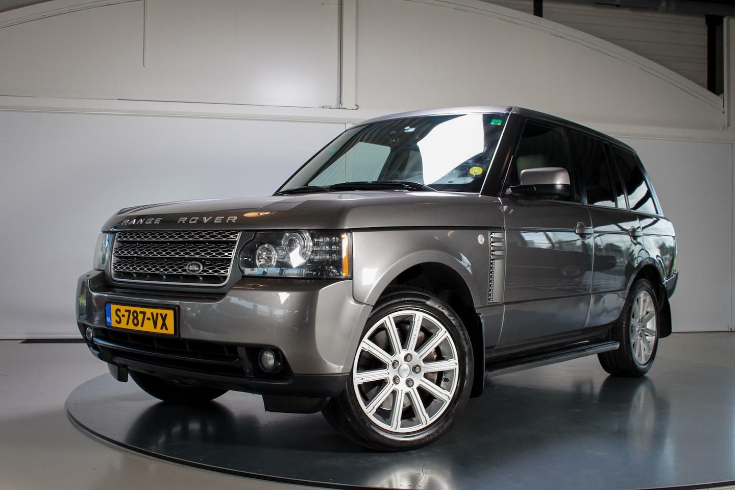 Land Rover Range Rover - 4.4 TDV8 Vogue SE Autobiography - AutoWereld.nl