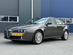 Alfa Romeo 159 - 2.2 JTS Distinctive |Airco + Cruise control|