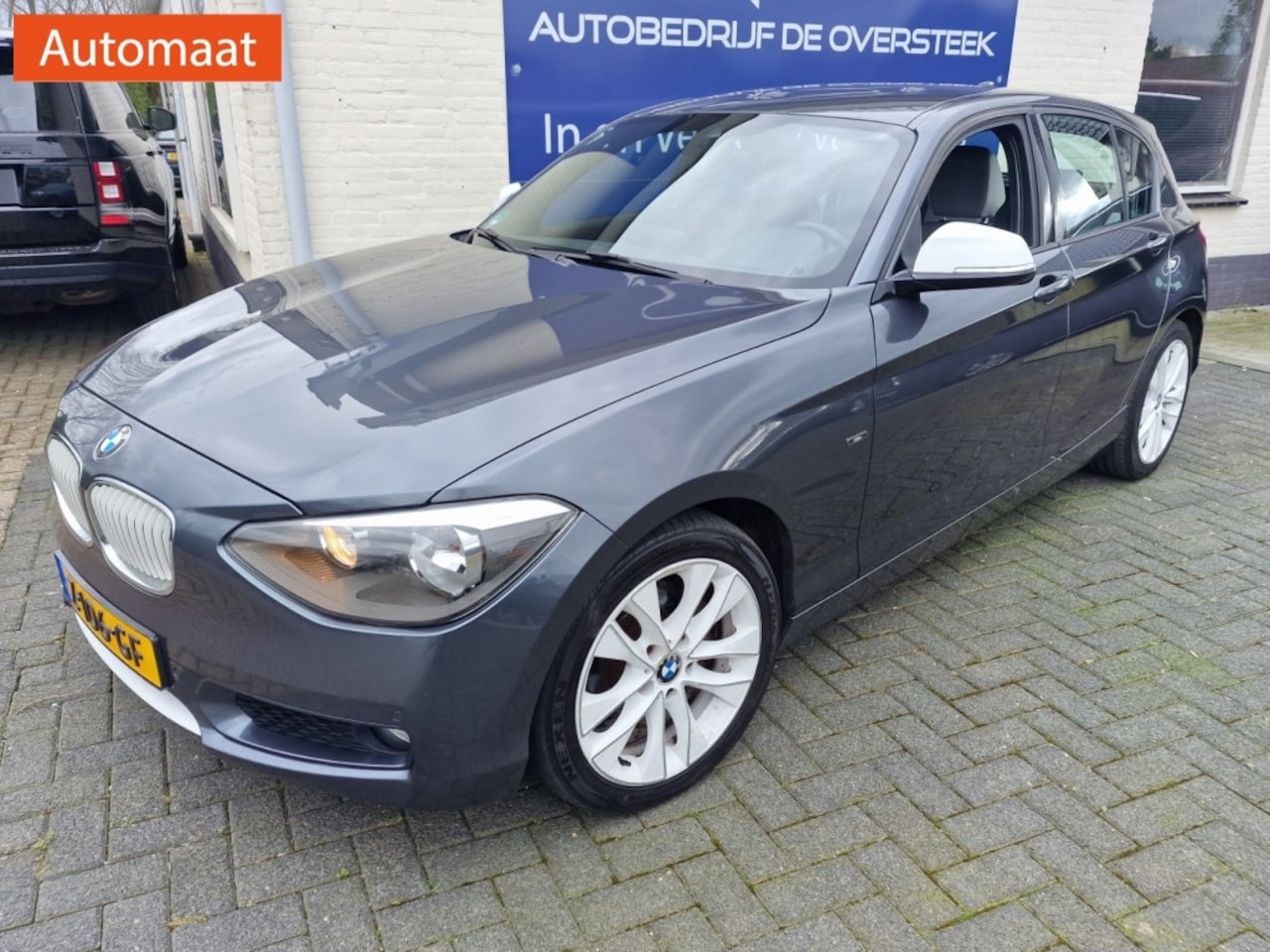 BMW 1-serie - 118i Urban 118i Urban, Automaat, Navi - AutoWereld.nl