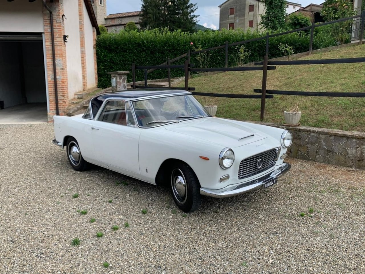 Lancia Flaminia - Appia PF Coupe - AutoWereld.nl