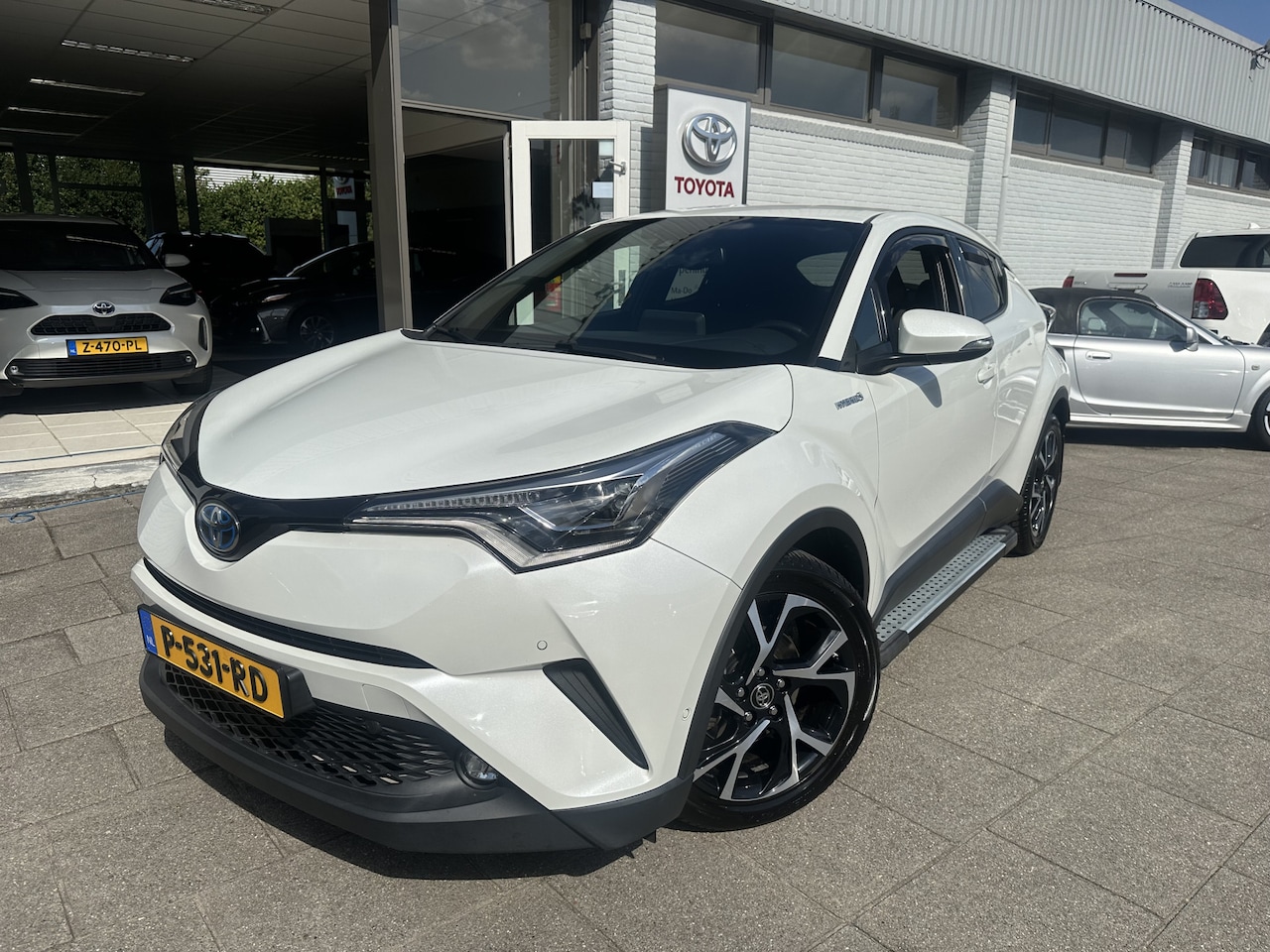 Toyota C-HR - 1.8 Hybrid Executive 1.8 Hybrid Executive - AutoWereld.nl