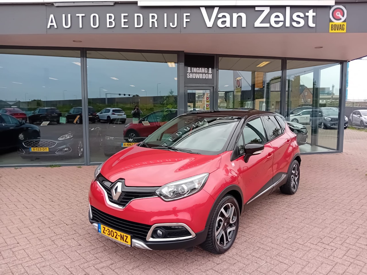 Renault Captur - 1.2 TCe Helly Hansen Automaat, Airco(automatisch), Multimediasysteem, Navigatie, Cruise co - AutoWereld.nl