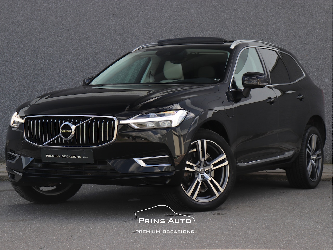 Volvo XC60 - 2.0 T8 Twin Engine AWD Inscription |PANO|LUCHTVERING|CAMERA|HEAD-UP|H/K - AutoWereld.nl