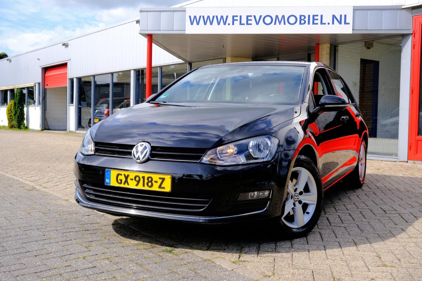 Volkswagen Golf - 1.2 TSI Highline 5-Drs Navi|Clima|Cam|LMV - AutoWereld.nl