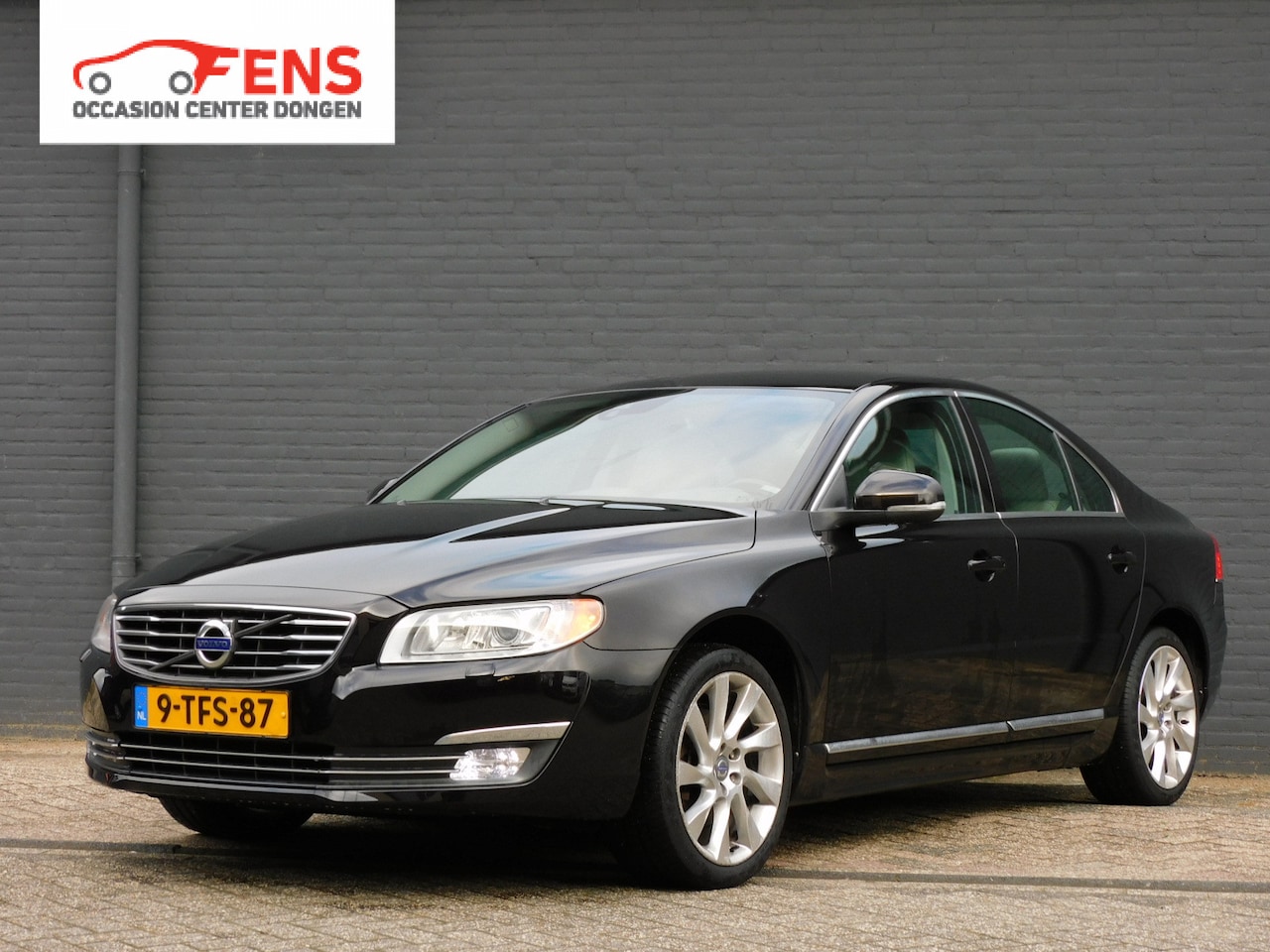 Volvo S80 - 1.6 T4 Momentum 2e EIGENAAR! TOPSTAAT! NIEUWE DISTRIBUTIE! LEER! NAVI! BLUETOOTH! TREKHAAK - AutoWereld.nl