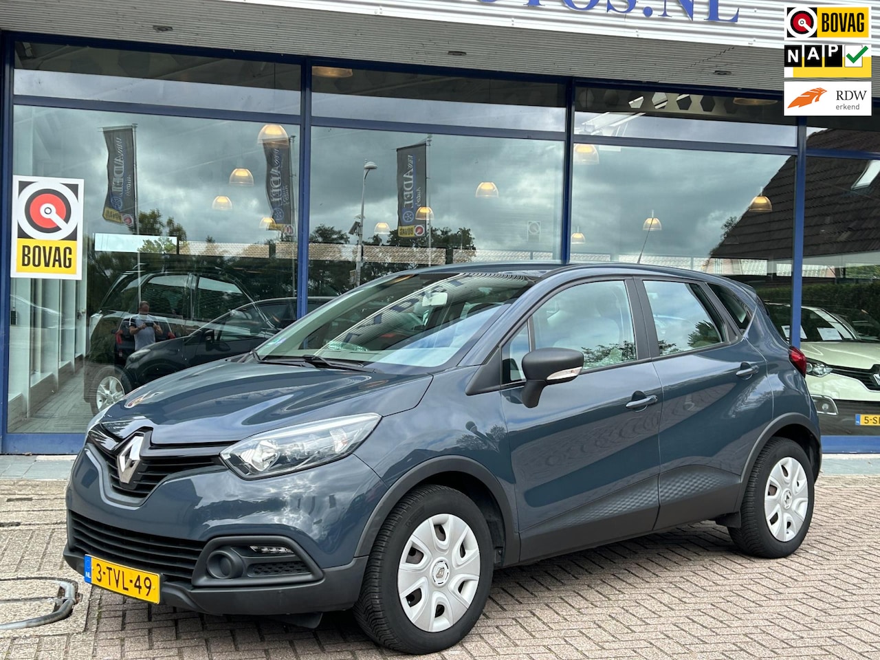 Renault Captur - 0.9 TCe Authentique Airco Cruise Park.Sens Bluetooth Isofix Elek.Pakket NAP NL-Auto Volled - AutoWereld.nl