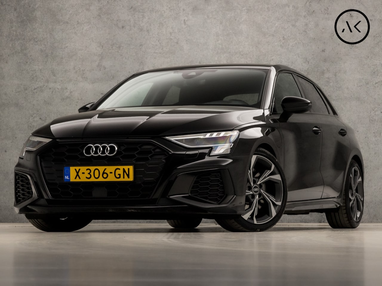 Audi A3 Sportback - 45 TFSI e S-Line Competition 245Pk Automaat (APPLE CARPLAY, GROOT NAVI, HEAD-UP DISPLAY, E - AutoWereld.nl