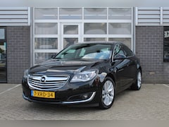 Opel Insignia - 1.6 T Cosmo / Navigatie / Camera / Clima / N.A.P