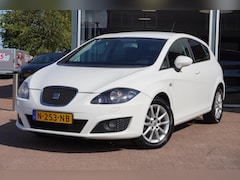 Seat Leon - 1.2 TSI Ecomotive COPA | 5deurs | Navigatie | Elek. pakket | Stoelverwarming | Trekhaak |