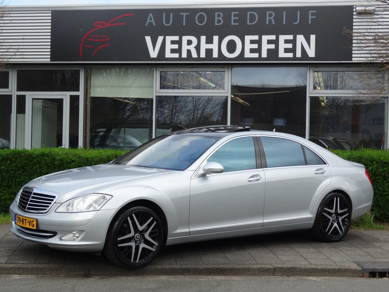 Mercedes-Benz S-klasse - 500 Lang - YOUNGTIMER - FULL OPTION - KM STAND NAP - VOL ONDERHOUD - STOELVERWARM + KOELIN - AutoWereld.nl