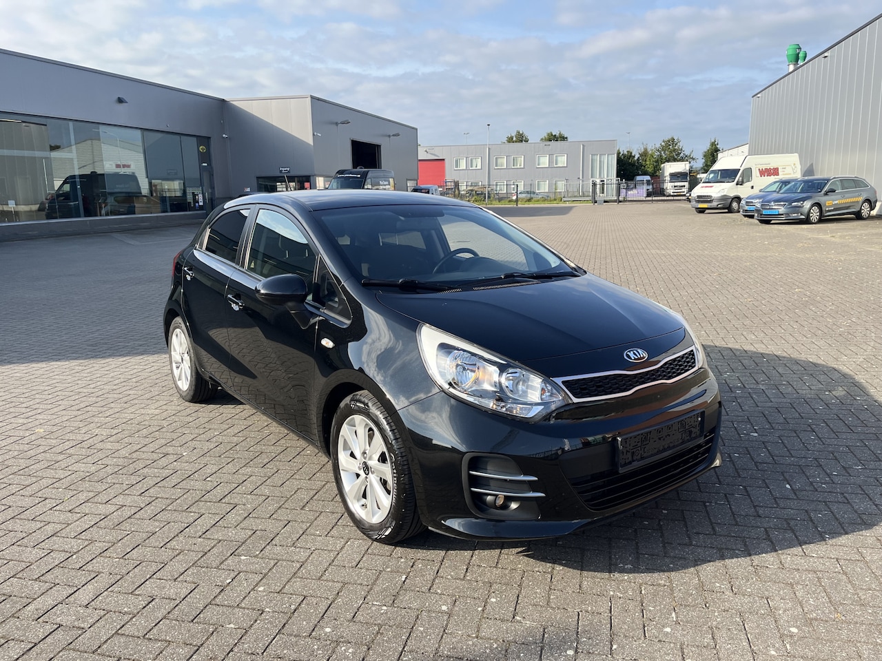 Kia Rio - 1.4 CVVT ExecutiveLine 1.4 CVVT ExecutiveLine - AutoWereld.nl