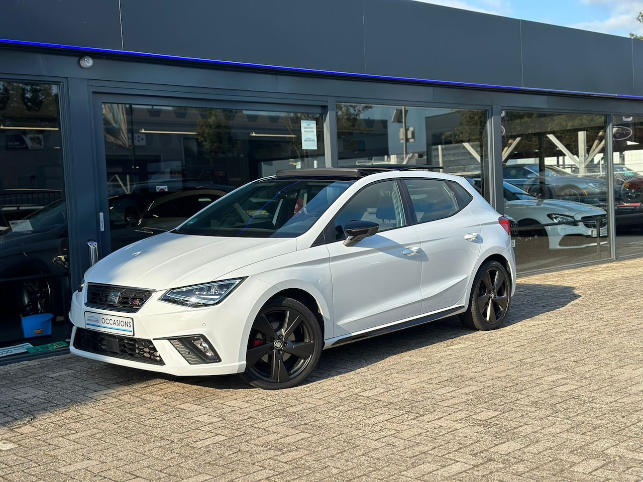 Seat Ibiza - 1.5 TSI FR BEATS PANO/KEYLESS/STOELVERW/DSG/CAM/VOLOPTIE! - AutoWereld.nl