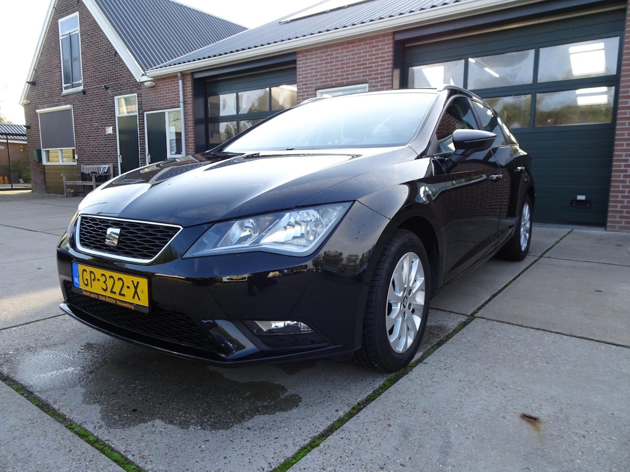 Seat Leon ST - 1.2 TSI Reference Business 1.2 TSI Reference Business - AutoWereld.nl