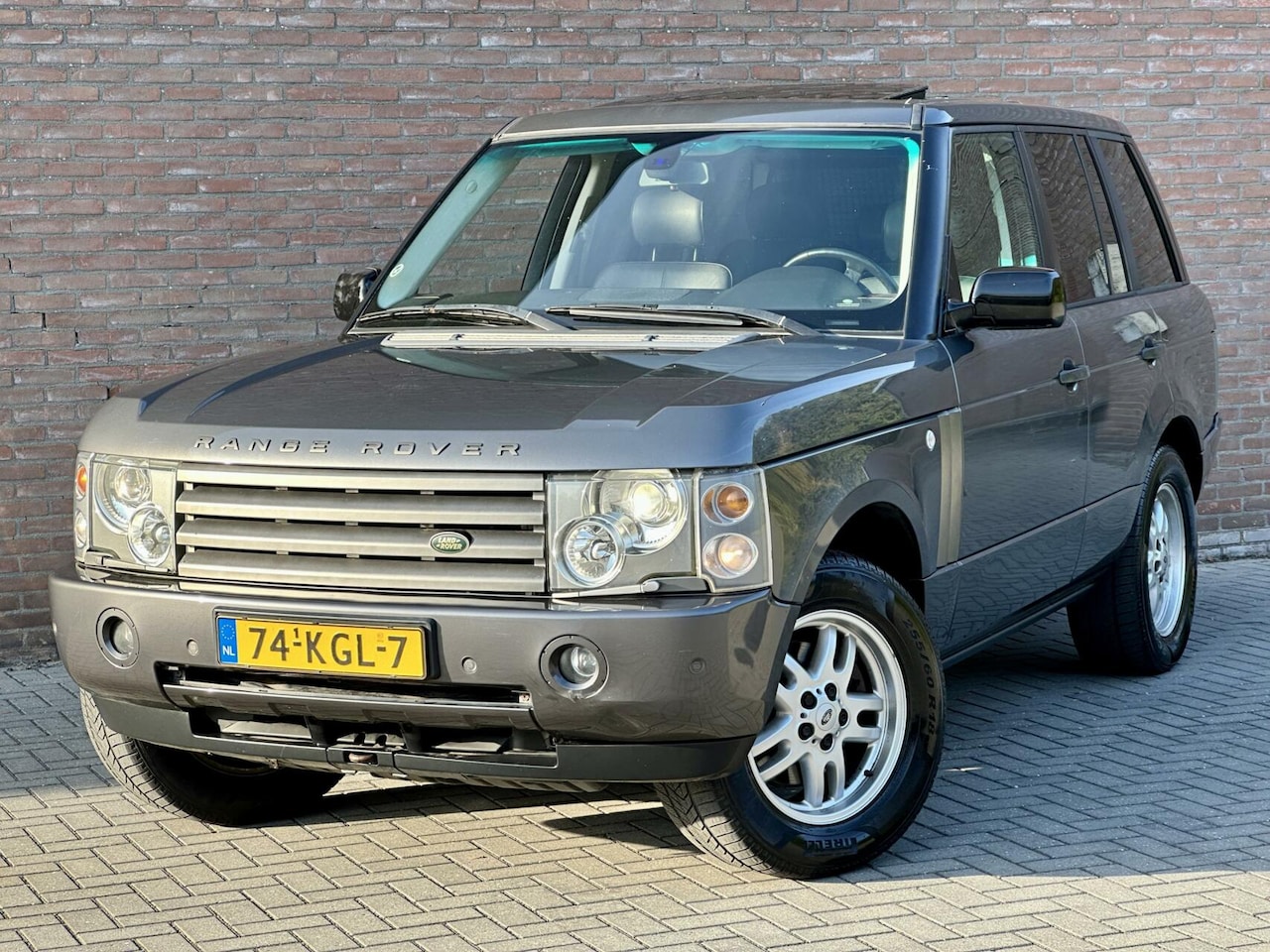 Land Rover Range Rover - 4.4 V8 Vogue Schuifdak - Leder - Youngtimer - AutoWereld.nl