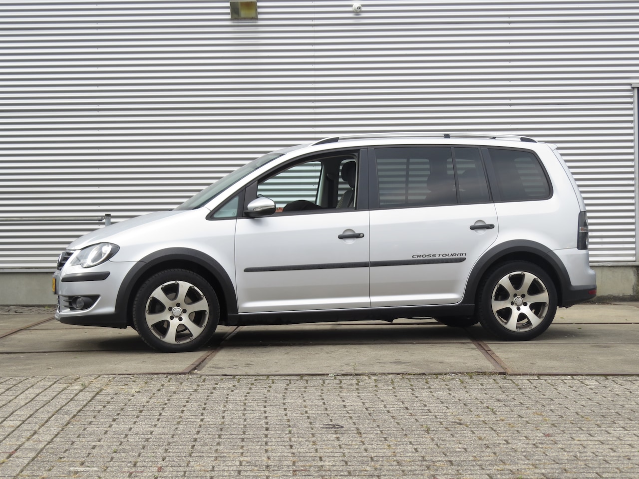 Volkswagen Touran - 1.4 TSI Cross