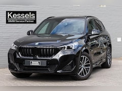 BMW X1 - 18i / M-Sport / Panoramadak / Trekhaak / Head-up