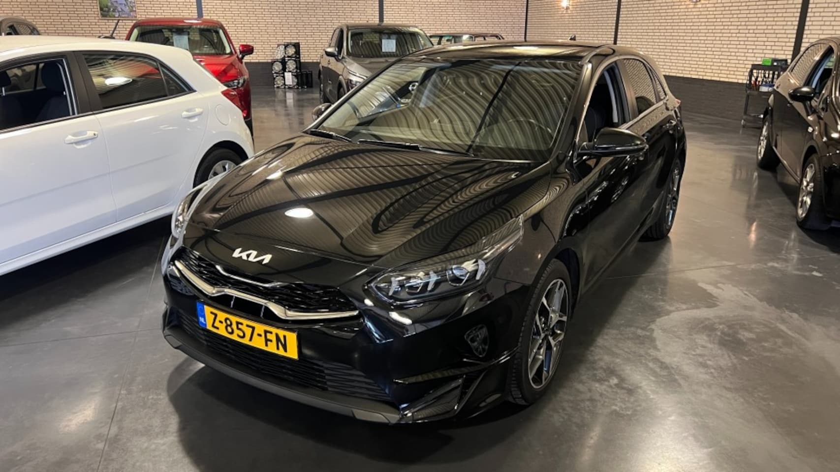 Kia Cee'd - 1.0 T-GDI DYNAMIC+L. - AutoWereld.nl