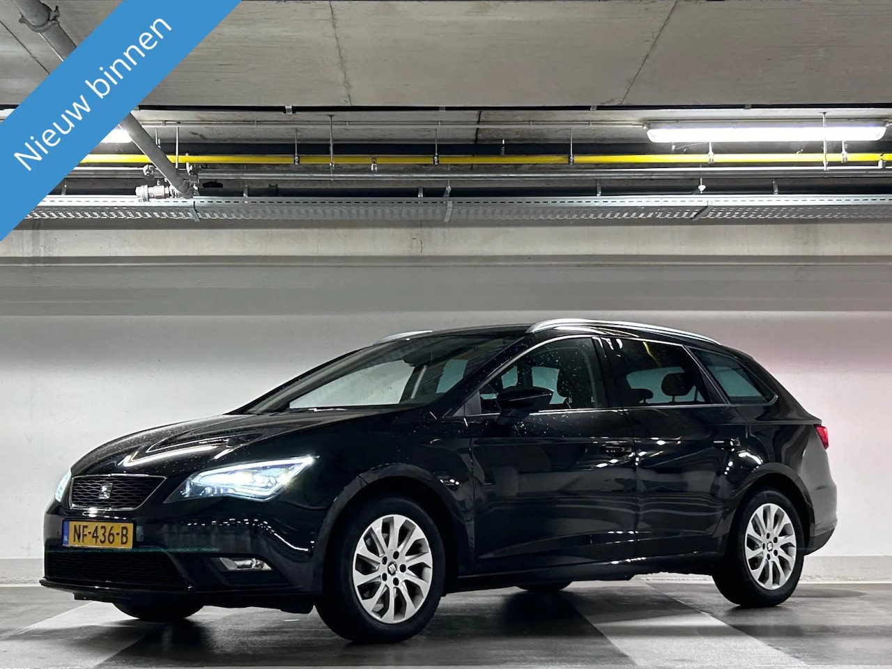 Seat Leon ST - Navi - airco - Apple CarPlay - automaat - nap! - - AutoWereld.nl