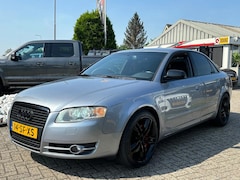 Audi A4 Limousine - 2.0 TFSI Quattro Sedan Automaat Xenon 2006 S-Line