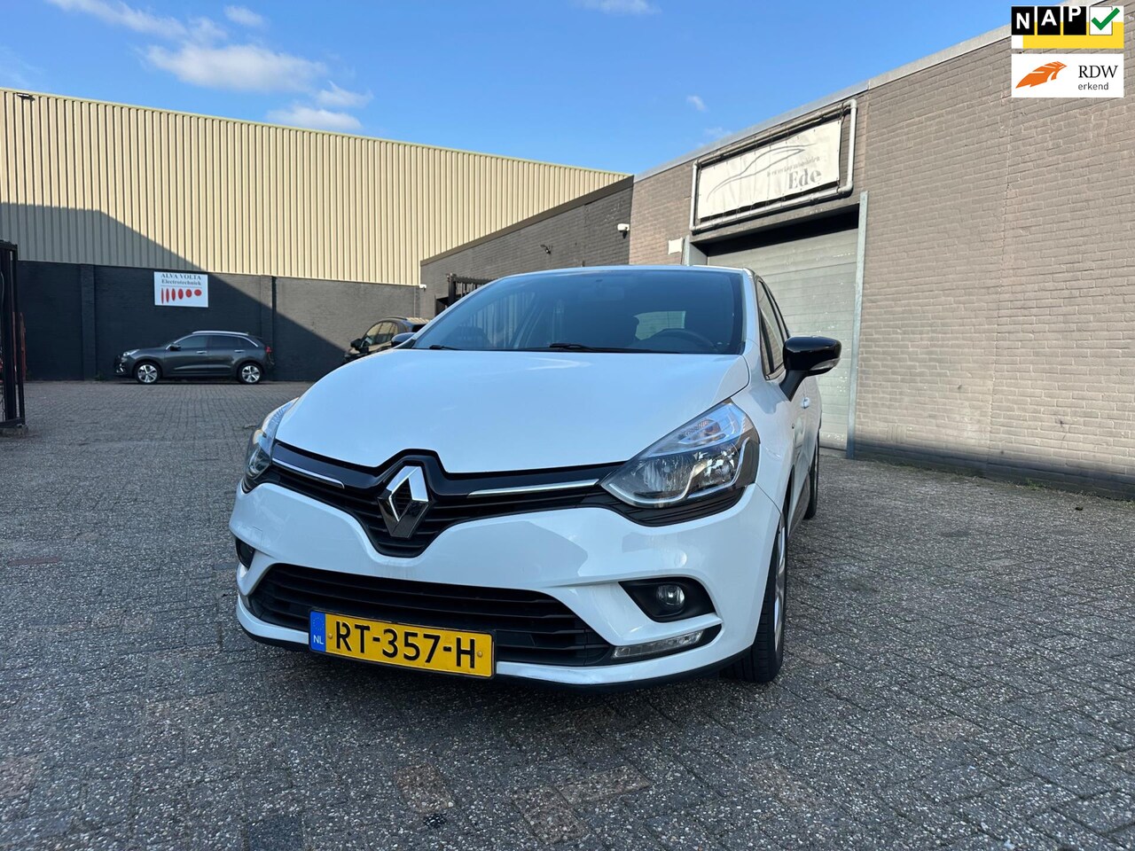 Renault Clio - 0.9 TCe Limited Airco Cruise Navi PDC Privacyglass LM-Wielen APK NAP. - AutoWereld.nl