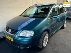 Volkswagen Touran - 1.6-16V FSI Trendline