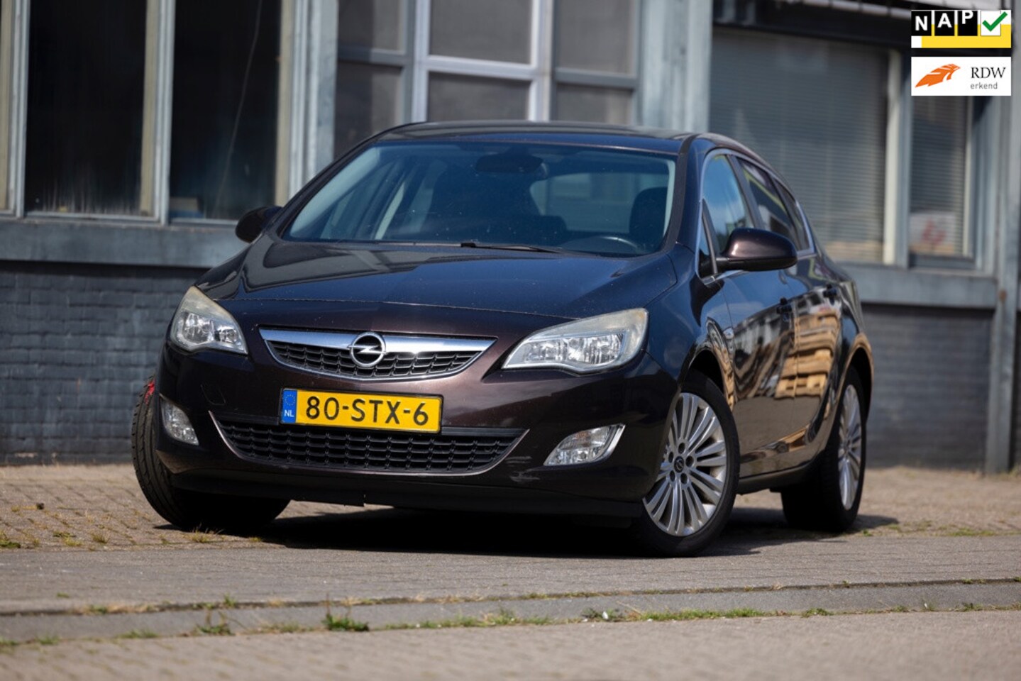 Opel Astra - 1.3 CDTi Cosmo TIK IN MOTOR - AutoWereld.nl