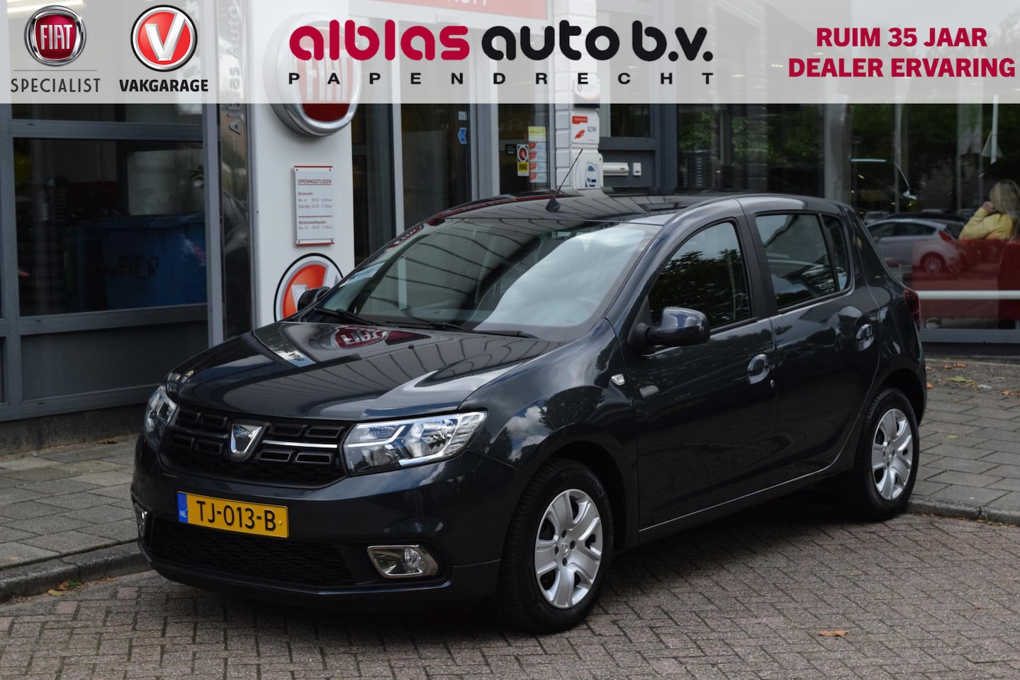 Dacia Sandero - 0.9 TCe Bi-Fuel Laureate 0.9 TCe Bi-Fuel Laureate - AutoWereld.nl