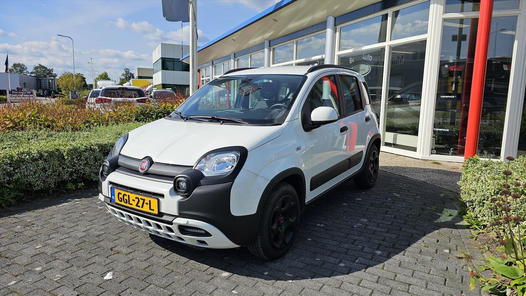 Fiat Panda - Cross 1.0 70pk Hybrid (nav. carplay) - AutoWereld.nl