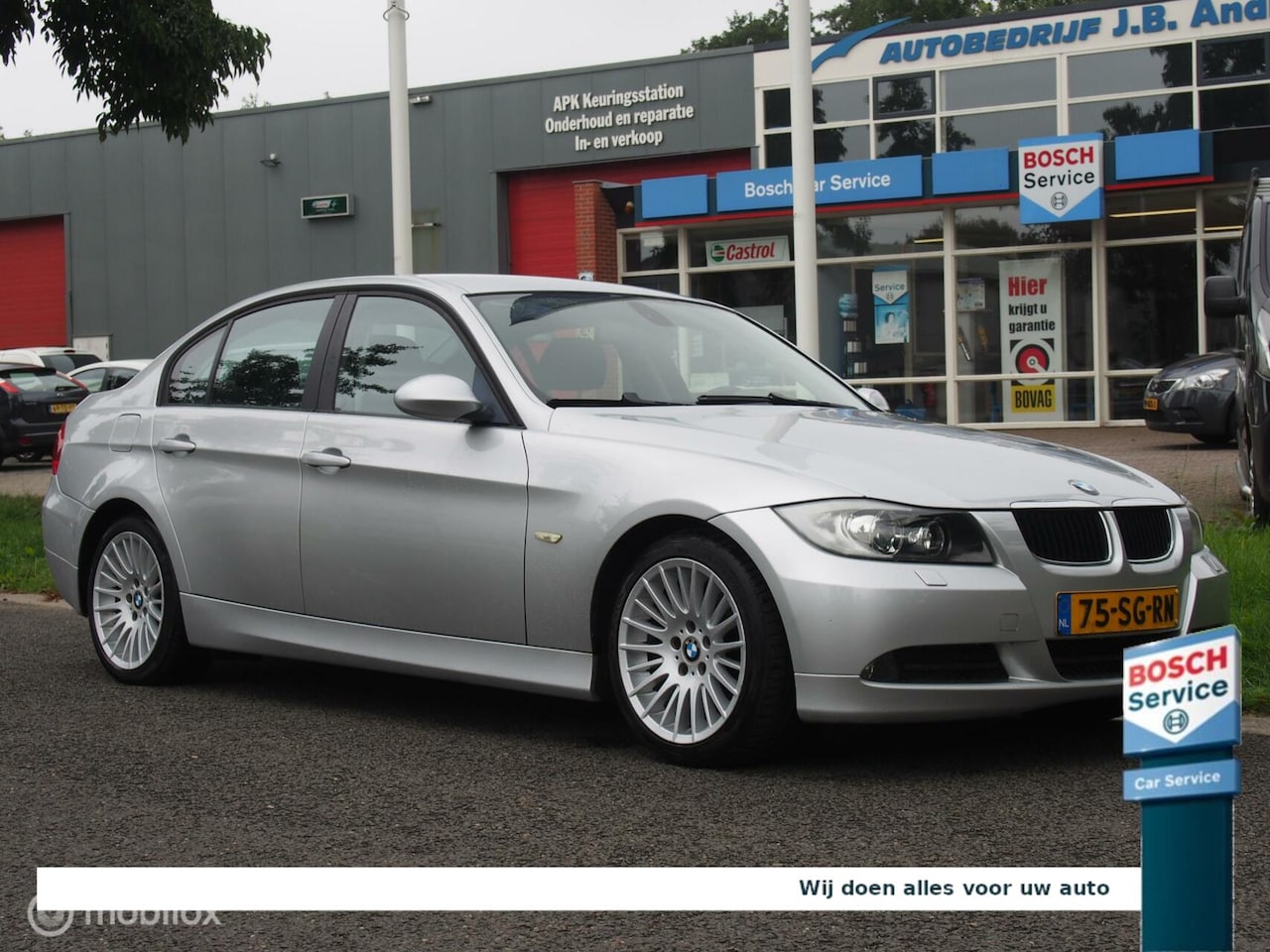 BMW 3-serie - 320i Dynamic Executive 320i Dynamic Executive - AutoWereld.nl