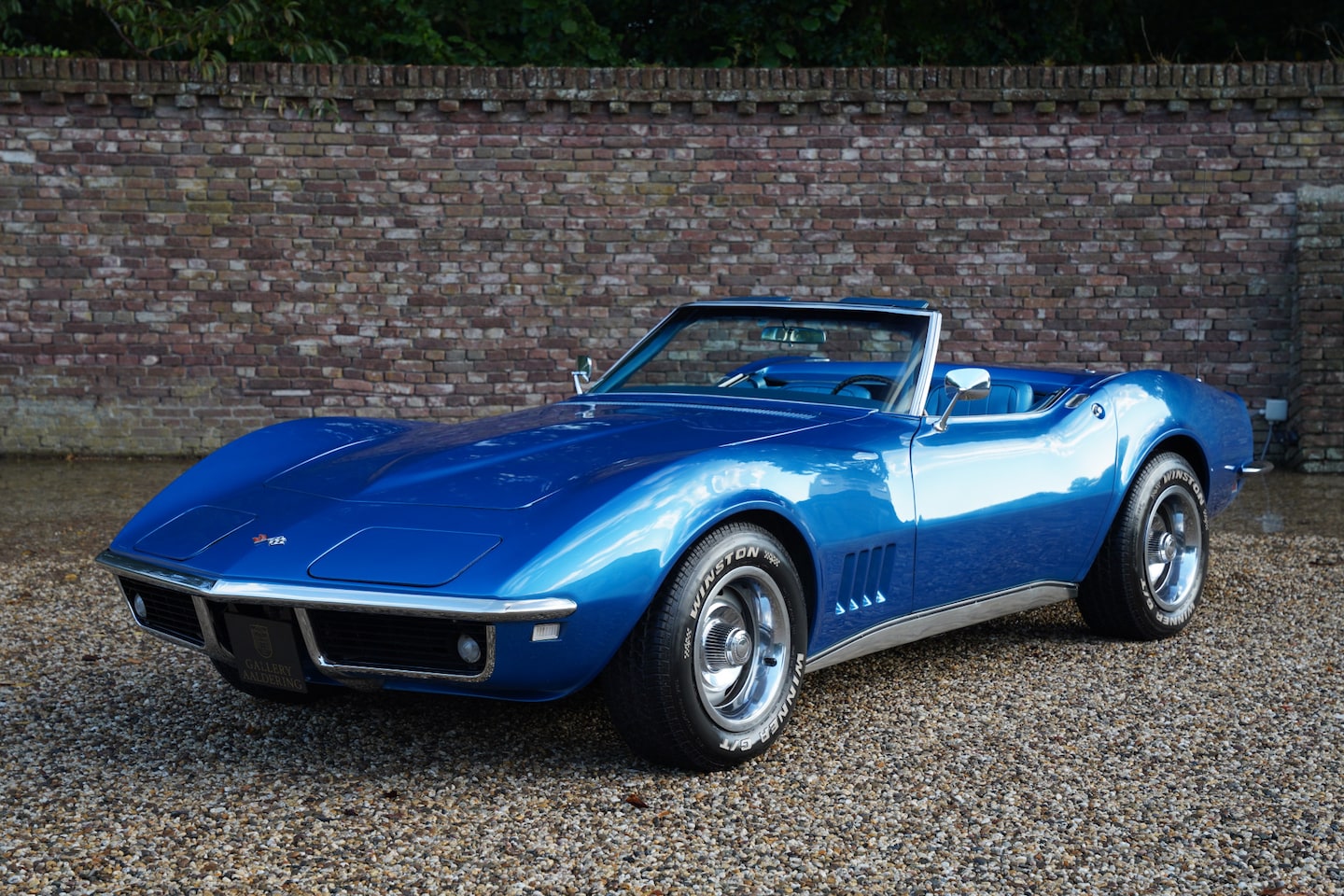 Corvette C3 - Convertible 327 Restored condition, Since 2007 in Europe, Finished in "LeMans Blue over Me - AutoWereld.nl