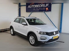 Volkswagen T-Roc - 1.5 TSI Style Automaat - N.A.P. Airco, Cruise, Navi, PDC