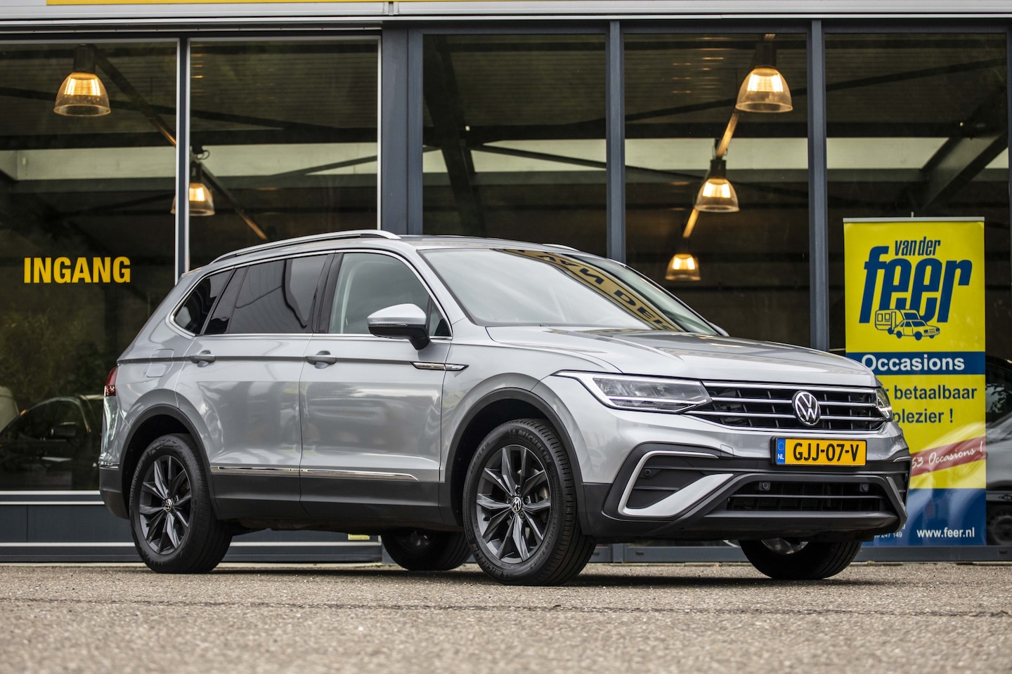 Volkswagen Tiguan Allspace - 1.5 TSI Life Business 7p. 1.5 TSI Life Business 7p. - AutoWereld.nl