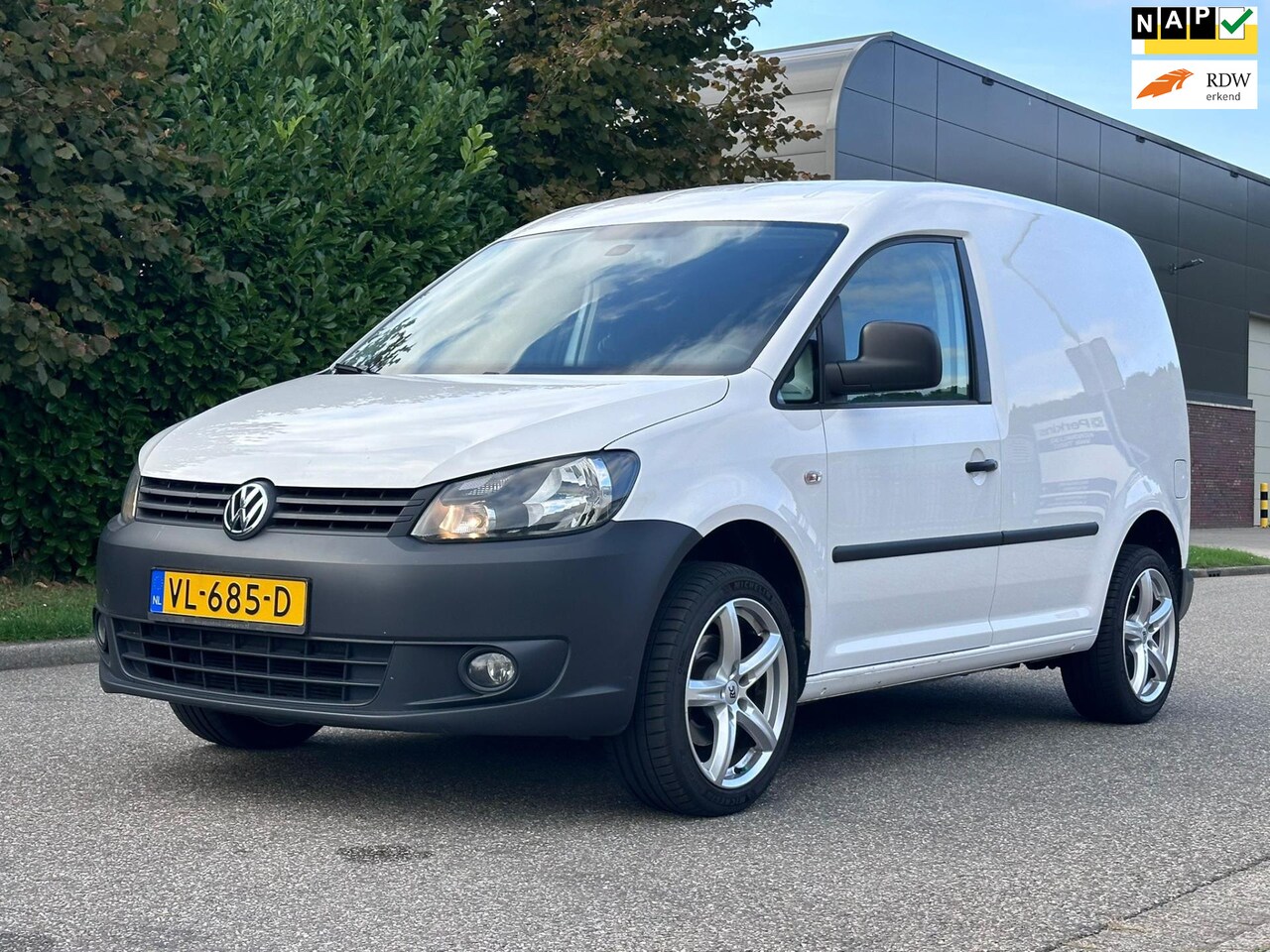 Volkswagen Caddy - 1.6 TDI Cruise*Airco*Dealer onderhouden*103.000 NAP*Trekhaak*LM velgen* - AutoWereld.nl