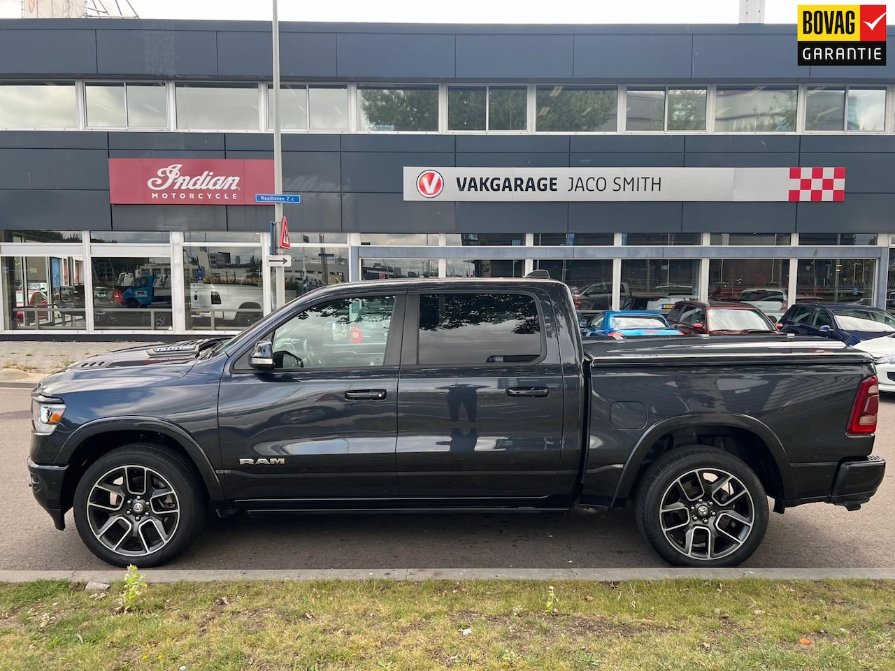 Dodge Ram 1500 - 5.7 V8 4x4 Crew Cab 5'7 Laramie 5.7 V8 4x4 Crew Cab 5'7 Laramie - AutoWereld.nl