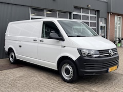 Volkswagen Transporter - 2.0 TDI L2H1 Airco Cruise controle Kastinrichting Sortimo Parkeersensoren achter Telefoonv