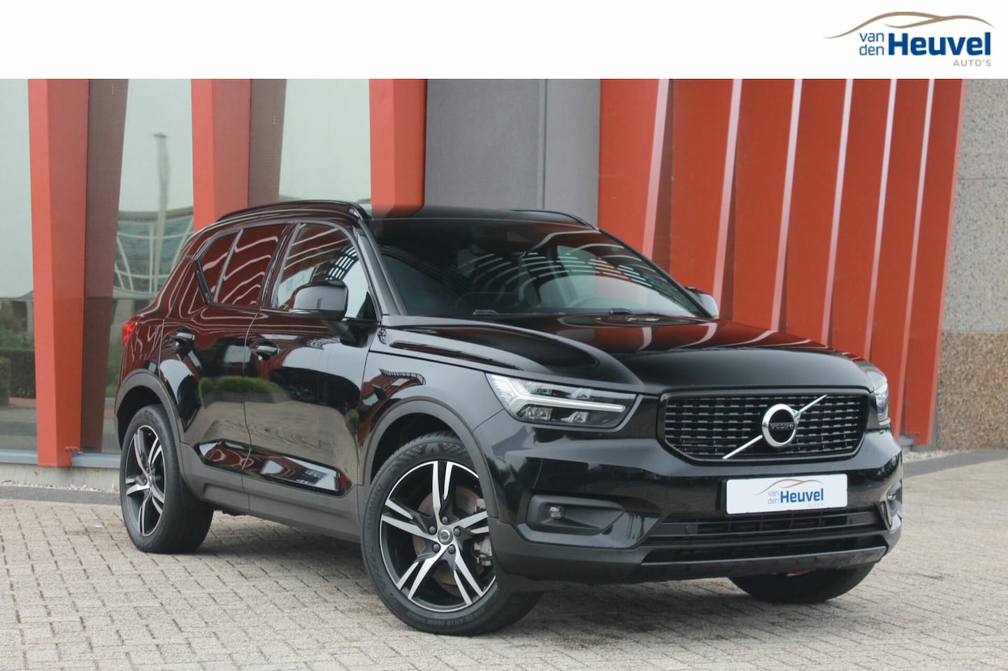 Volvo XC40 - T4 Recharge R-Design - AutoWereld.nl