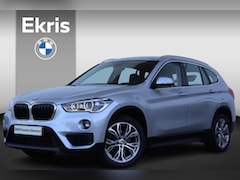 BMW X1 - sDrive18d High Executive / Harman Kardon / Achteruitrijcamera / Head Up Display /