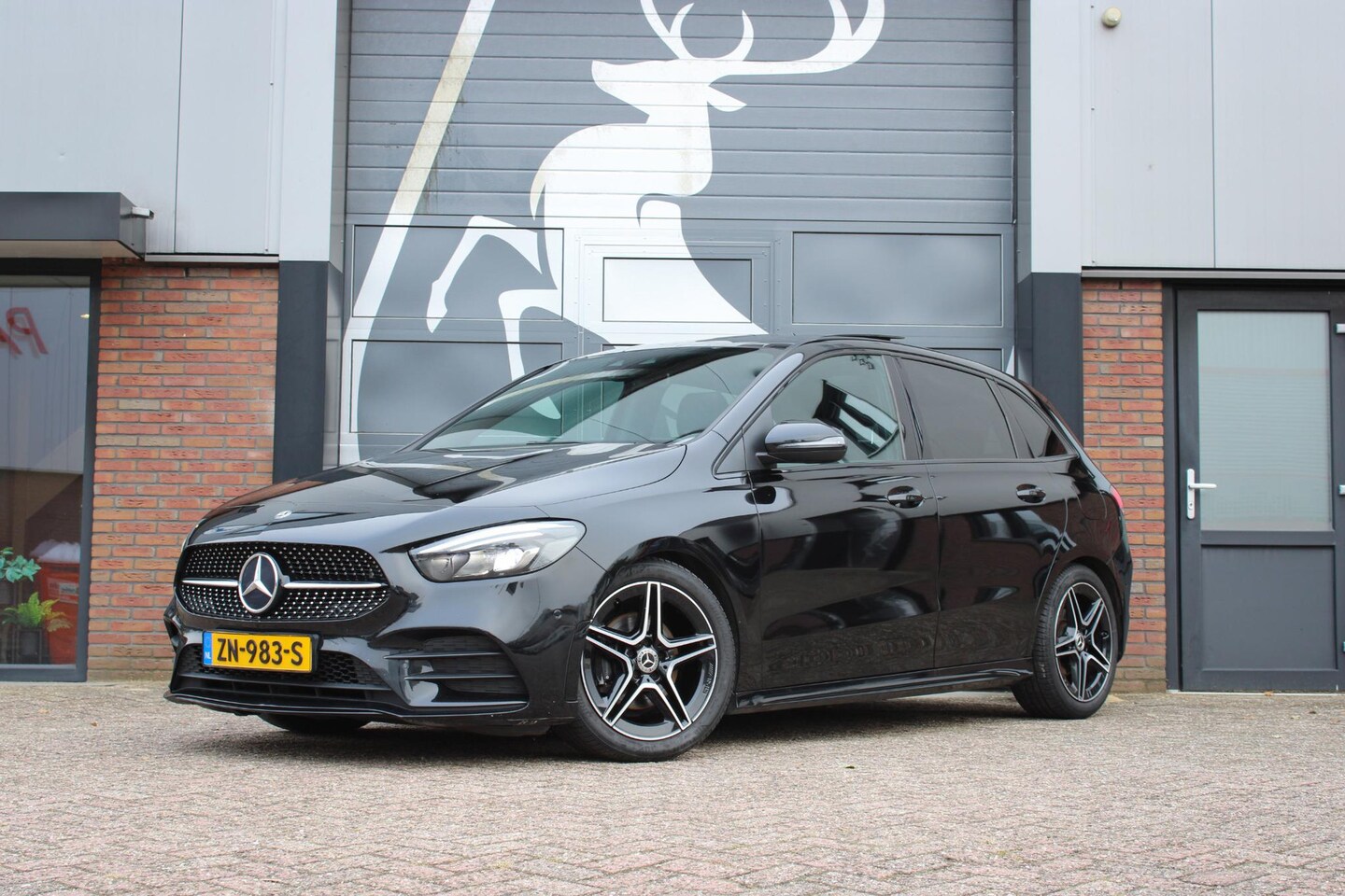 Mercedes-Benz B-klasse - 180 Business Solution AMG 180 Business Solution AMG - AutoWereld.nl