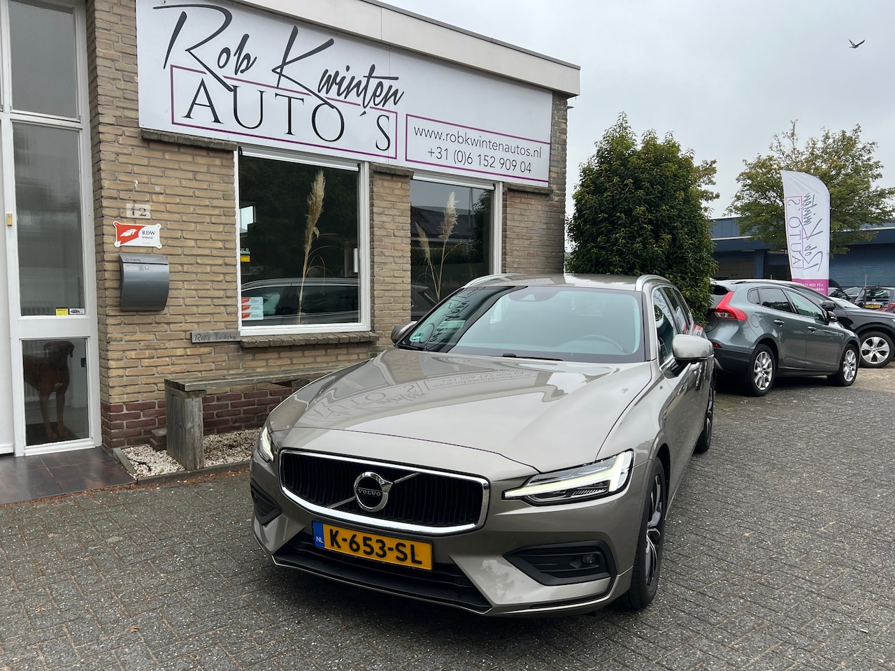 Volvo V60 - 2.0 B4 Business Pro Leder Navigatie Automaat - AutoWereld.nl