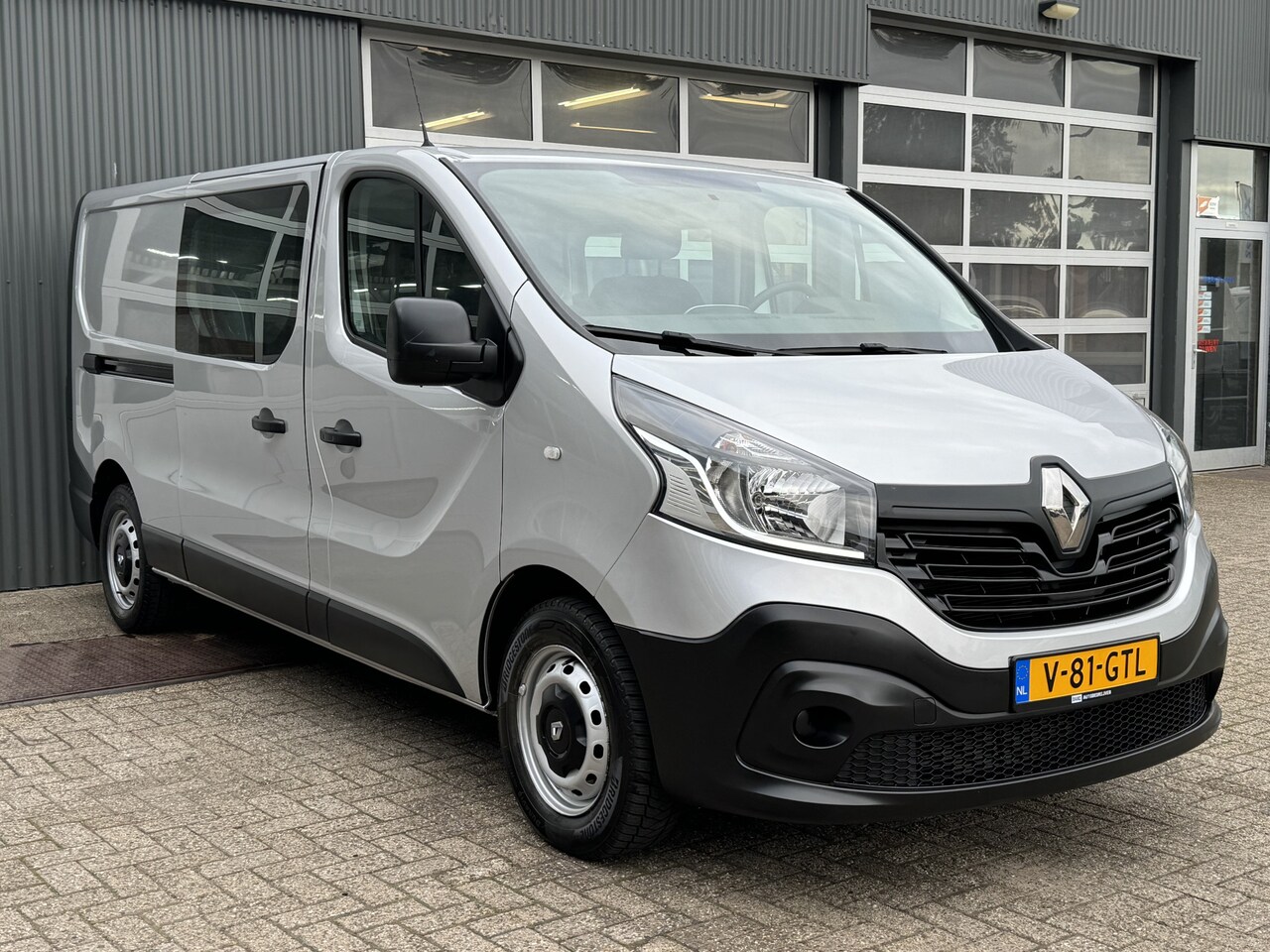 Renault Trafic - 1.6 dCi L2H1 DC Marge Btw /Bpm vrij Airco Cruise controle Navigatie Dubbele cabine 1e eige - AutoWereld.nl