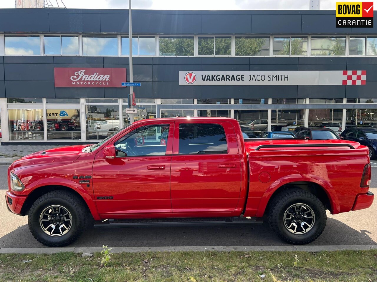 Dodge Ram 1500 - 5.7 V8 4x4 Crew Cab 5'7 Rebel 5.7 V8 4x4 Crew Cab 5'7 REBEL - AutoWereld.nl