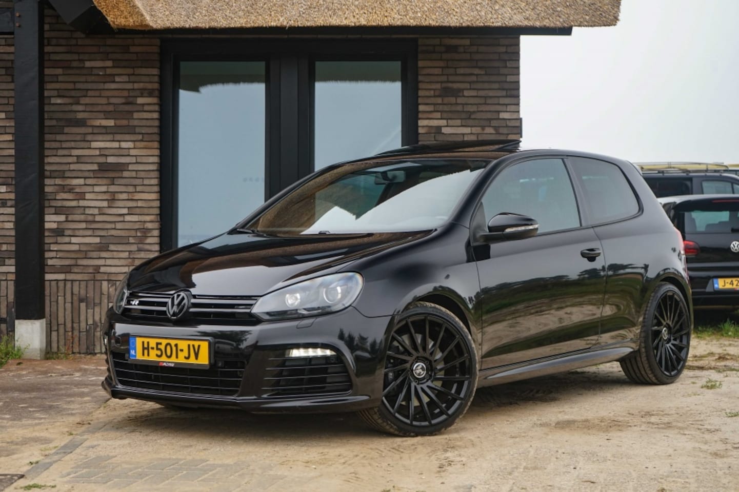 Volkswagen Golf - 2.0 TFSI R20 R DSG F1 Pano/DCC/DYNAudio/Leder/VOL - AutoWereld.nl