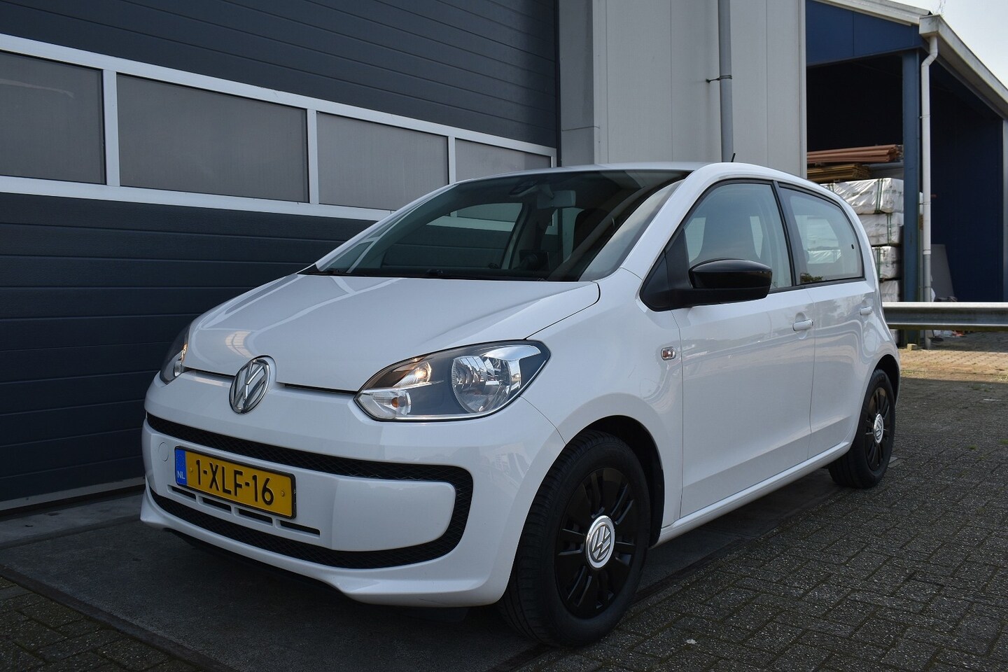 Volkswagen Up! - 1.0 move up! BlueMotion 1.0 move up! BlueMotion - AutoWereld.nl