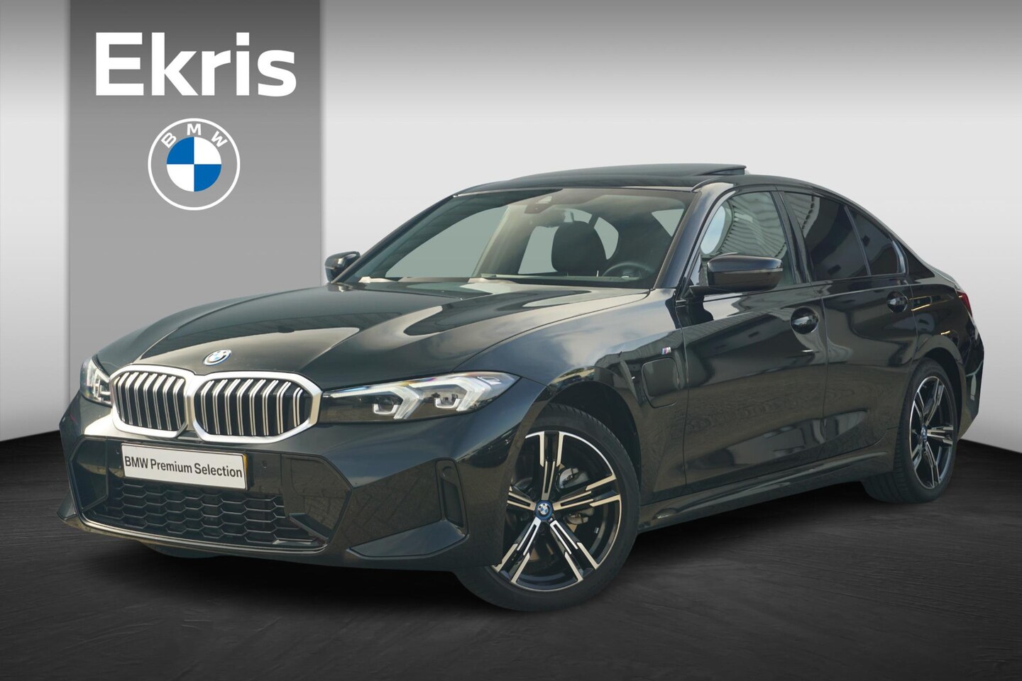 BMW 3-serie - Sedan 320e M Sportpakket 18'' / Schuif-/kanteldak / Hifi / Comfort Acces - AutoWereld.nl