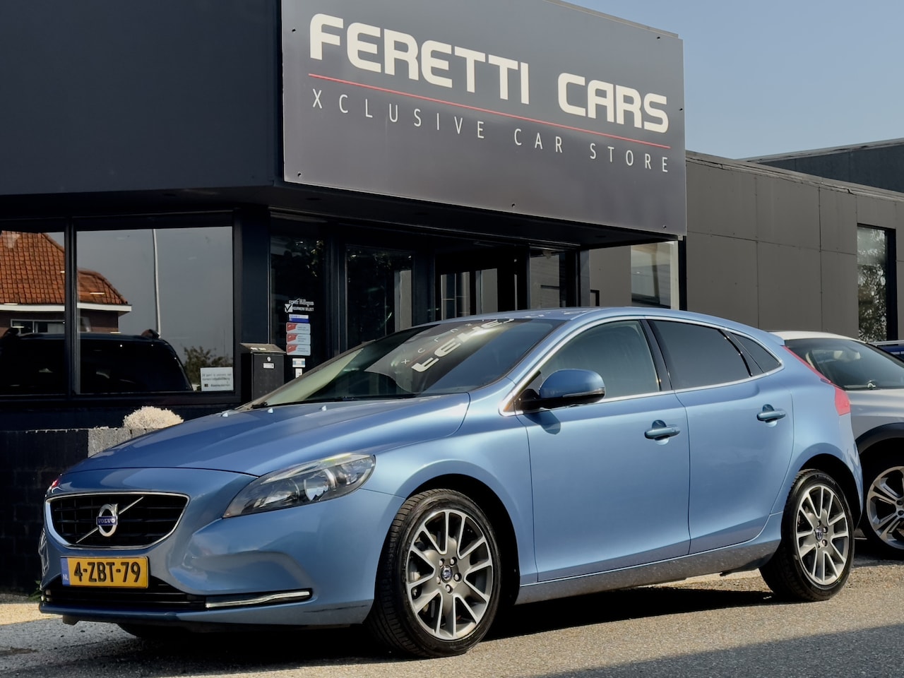 Volvo V40 - 2.0 D4 SUMMUM 191PK LEDER NAVI AIRCO LED LMV PDC - AutoWereld.nl