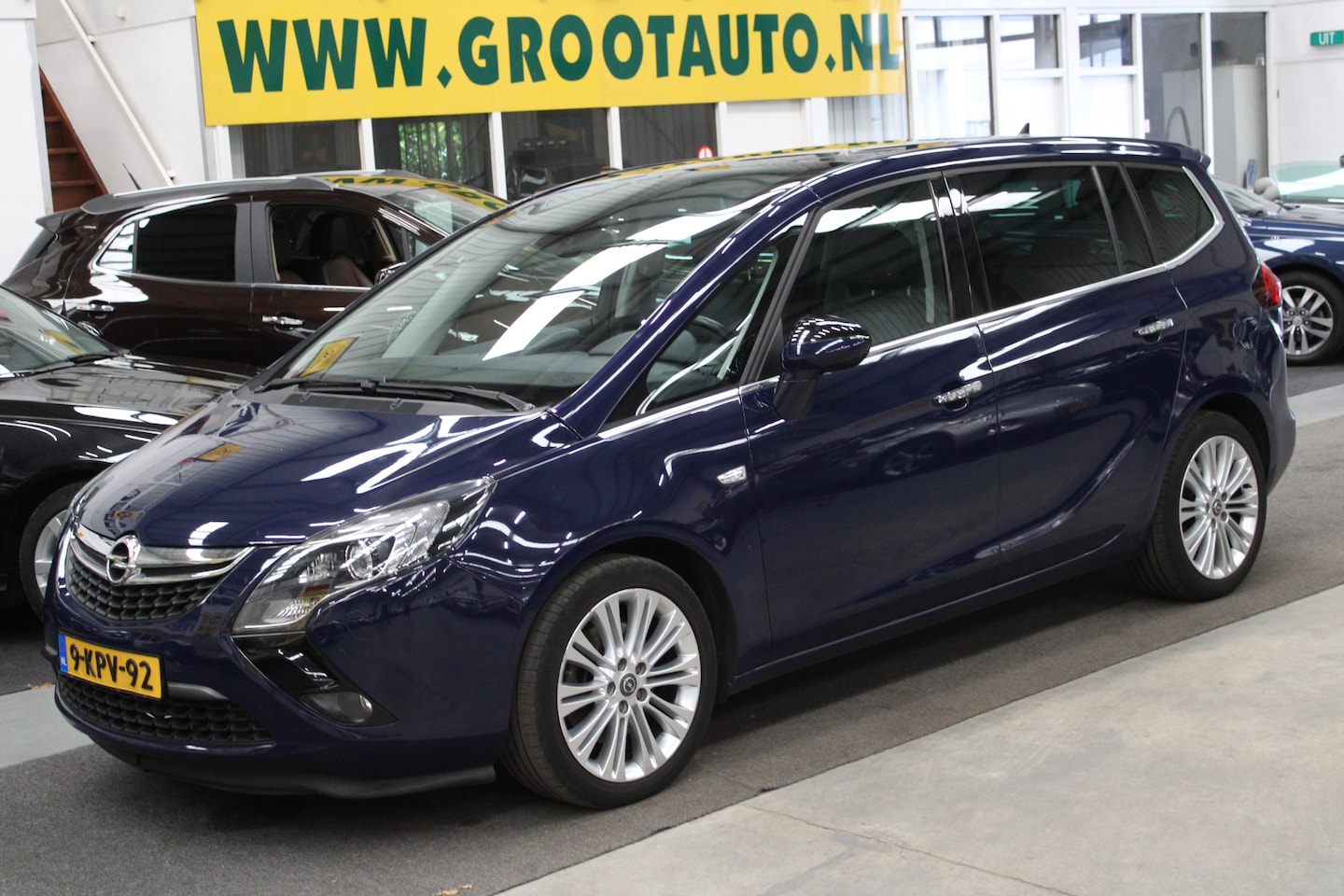 Opel Zafira Tourer - 1.6 Cosmo 7p. Fietsendrager, Navi, Airco, Leer - AutoWereld.nl