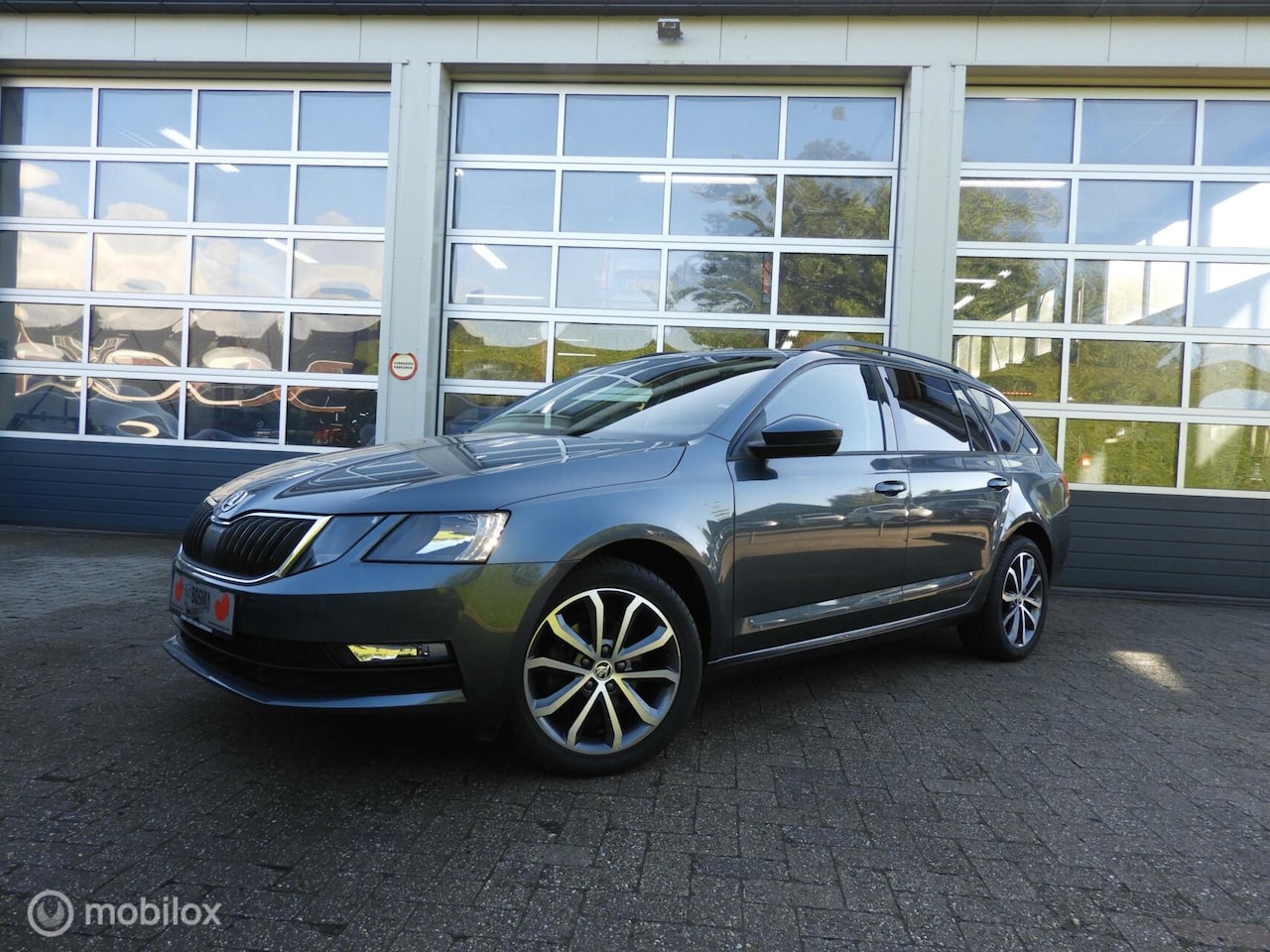 Skoda Octavia Combi - 1.4 TSI Business 150 PK - AutoWereld.nl