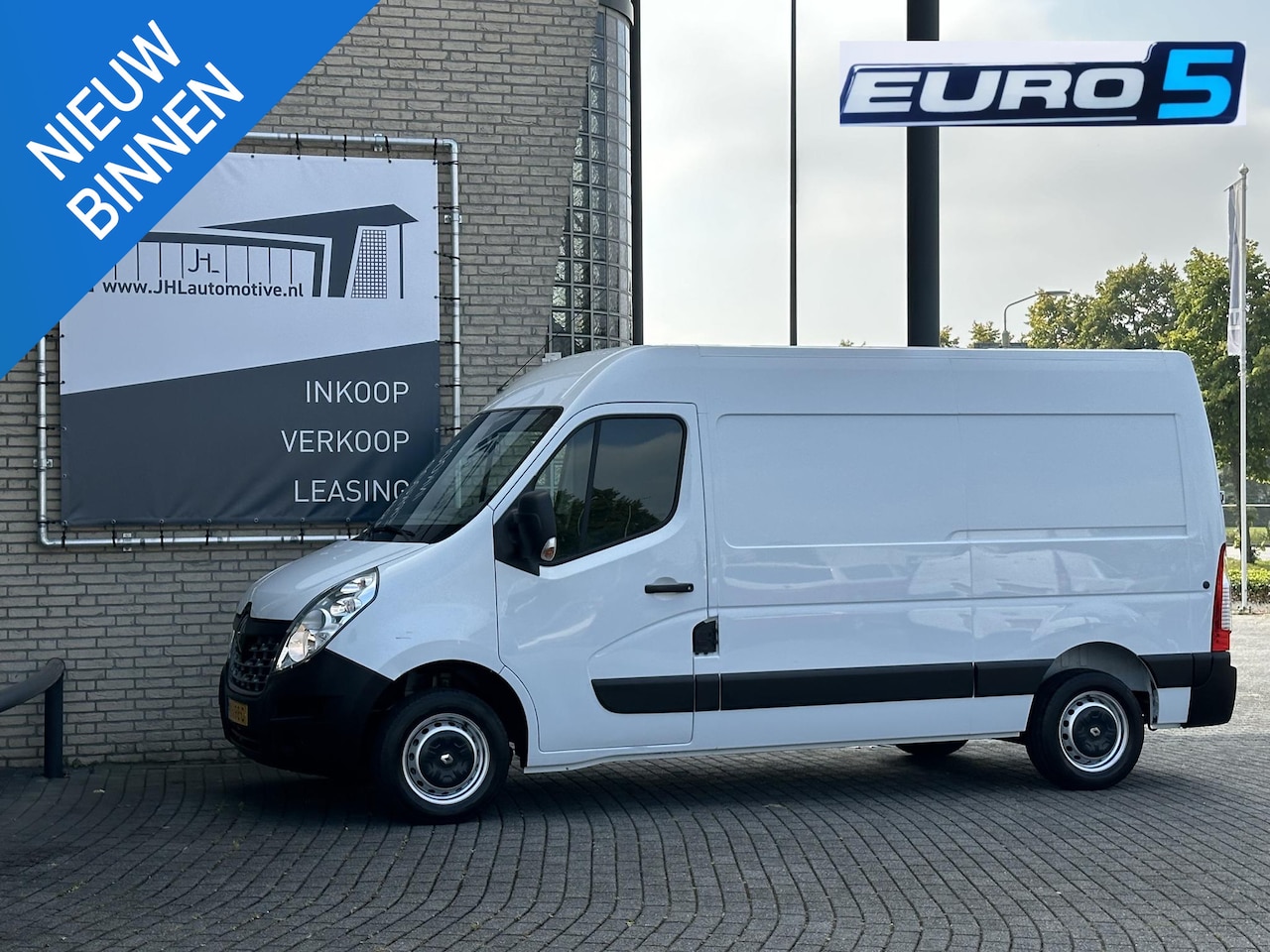 Renault Master - T33 2.3 dCi L2H2*3P*HAAK*ELEK. PAKKET* - AutoWereld.nl