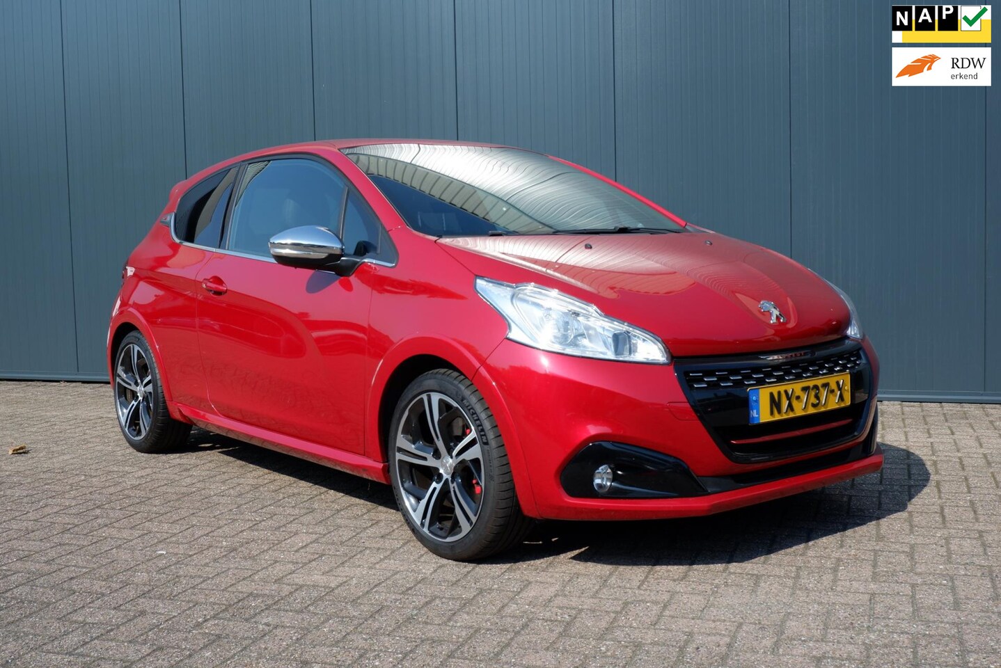 Peugeot 208 - 1.6 e-THP GTi 1.6 e-THP GTi - AutoWereld.nl